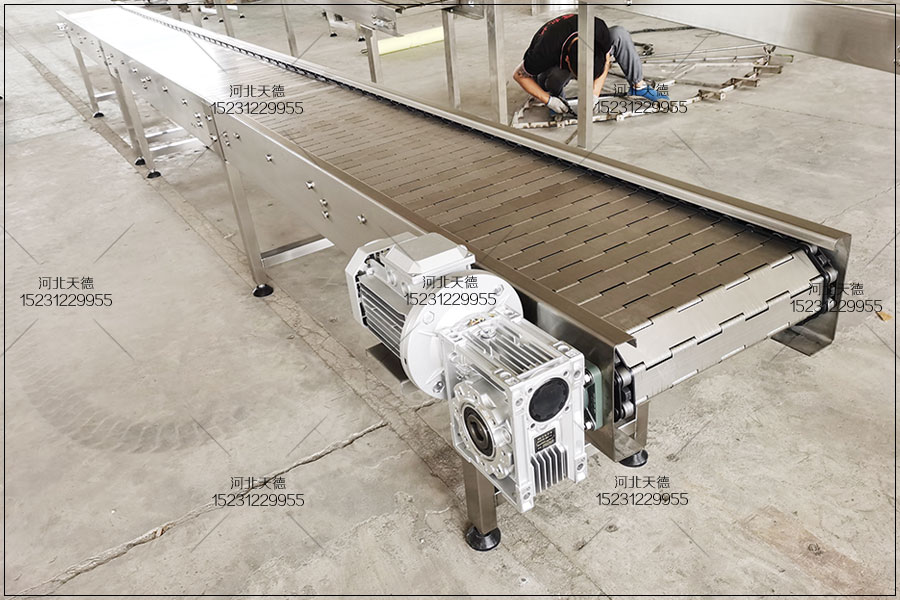 鏈板不銹鋼網(wǎng)帶輸送機(jī)